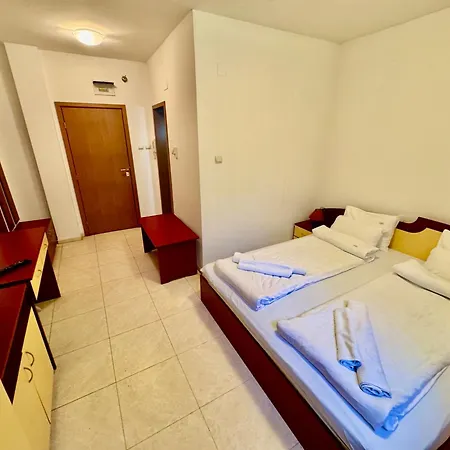 Apartment Basment - Todorini Kuli *